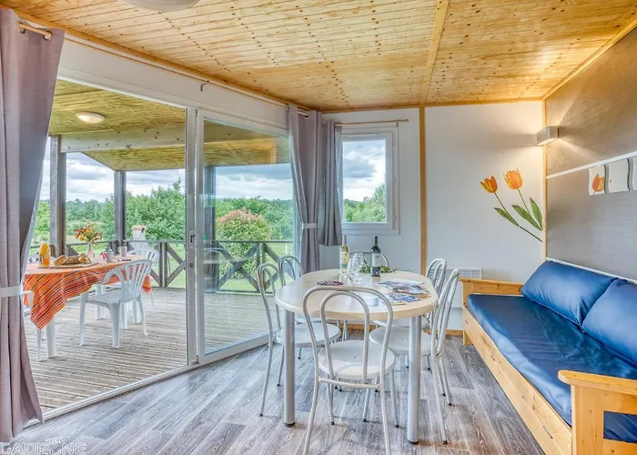 Parque de Campismo Les De Dordogne Razac-d'Eymet